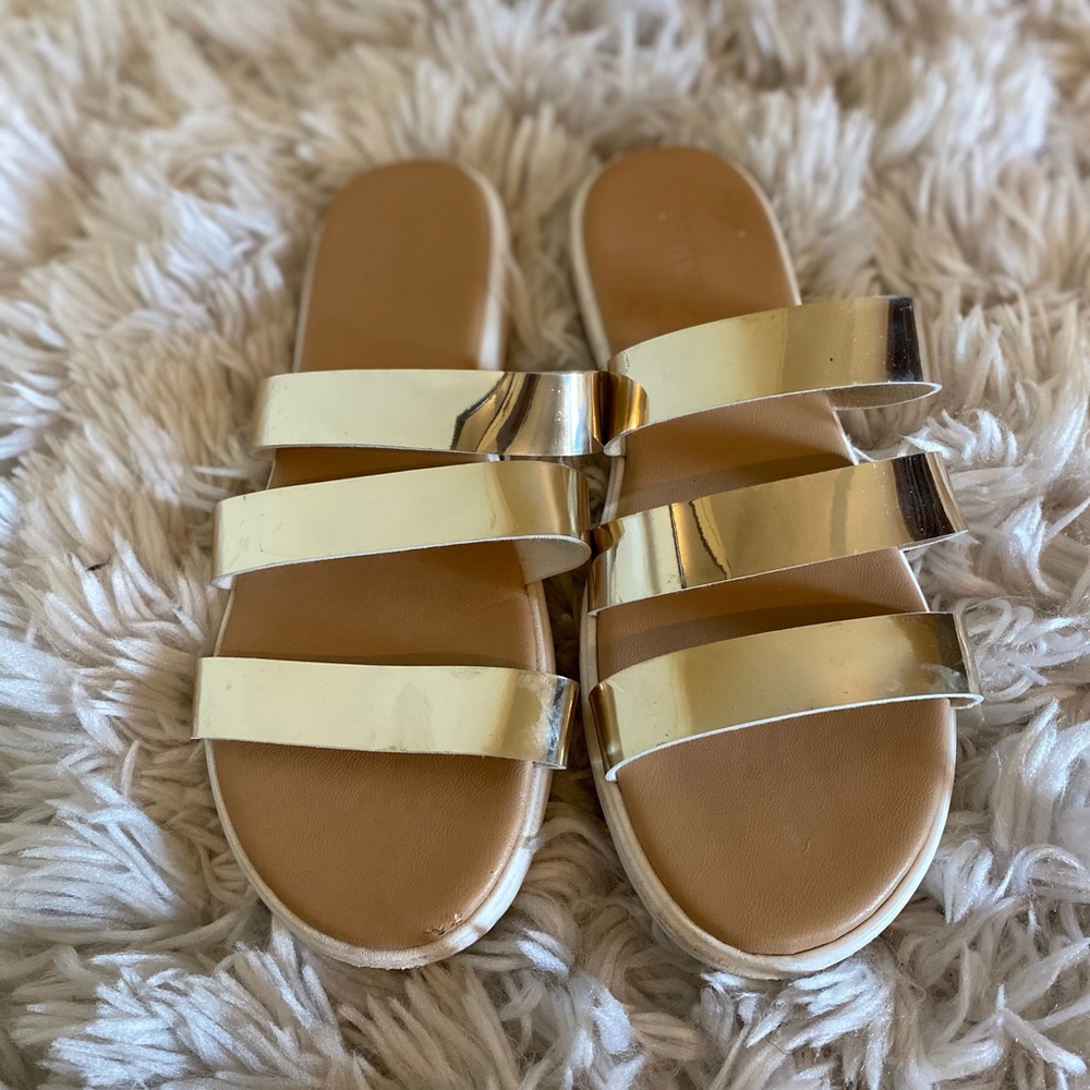 Sandals - Picture 2 of 3
